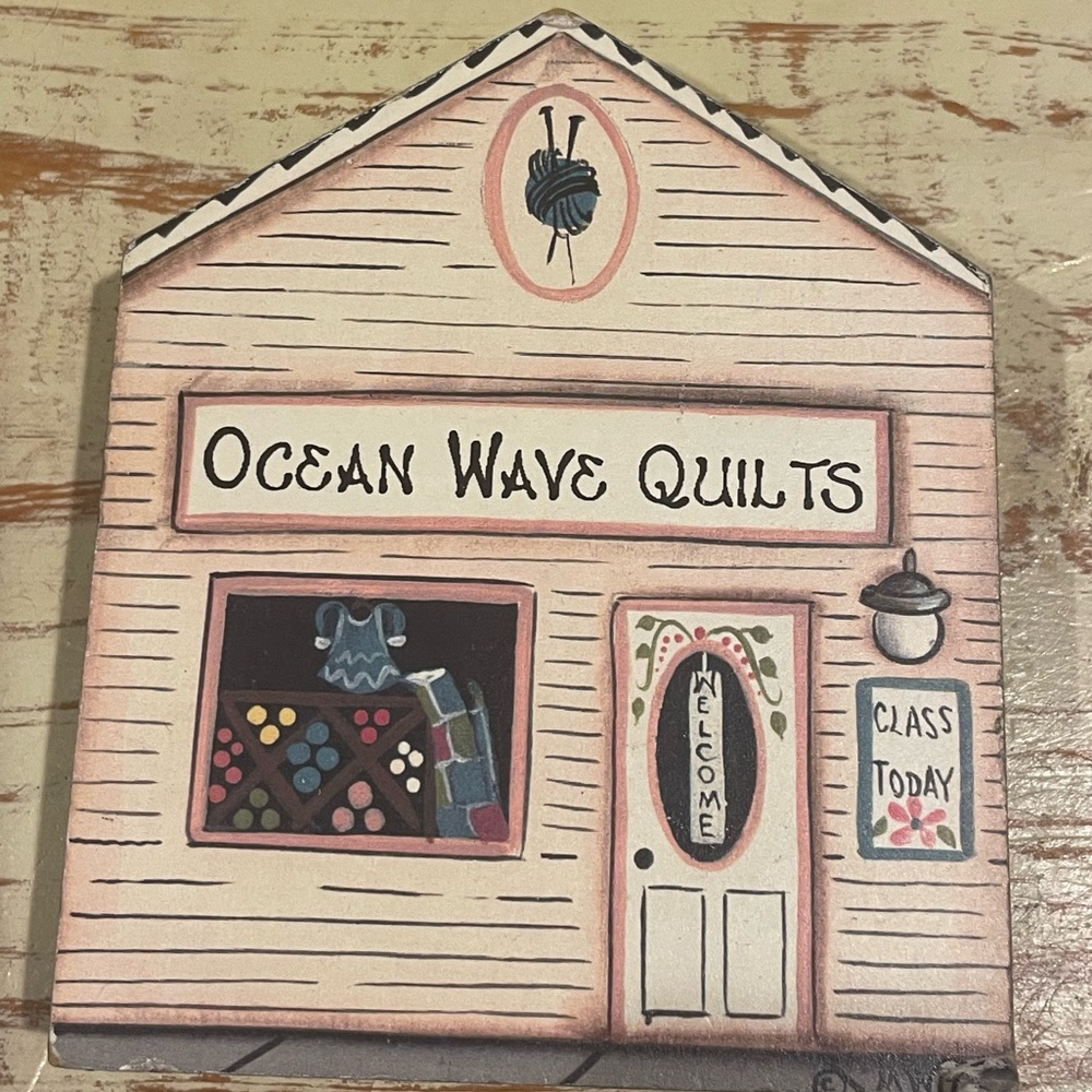 Brandywine Woodcrafts’ Ocean Wave Quilts, Eureka, California. Wood Building.